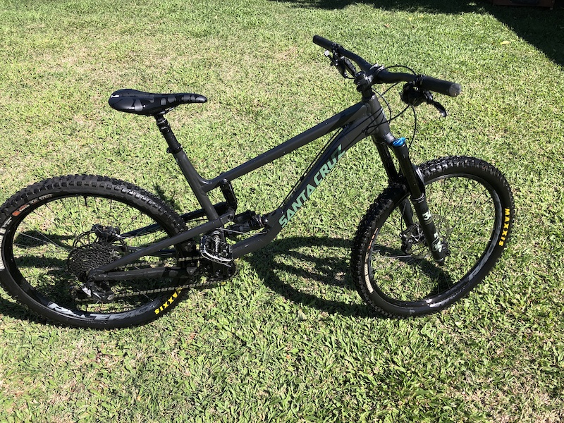 2019 Santa Cruz Nomad aluminium. For Sale