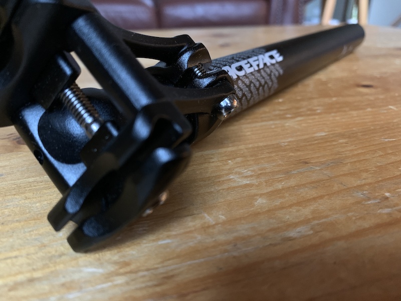 Race face best sale evolve seatpost