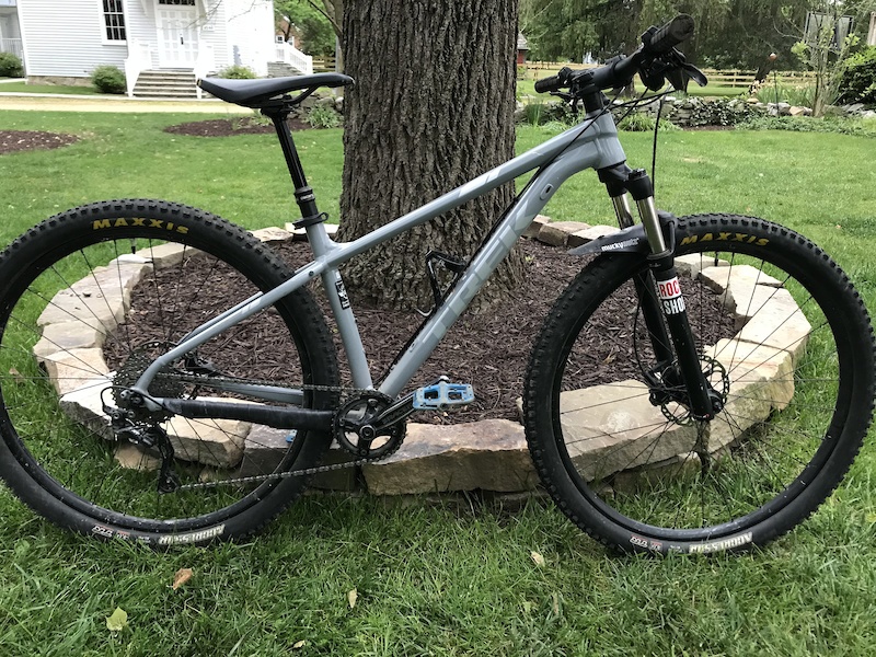 2019 trek x caliber 8