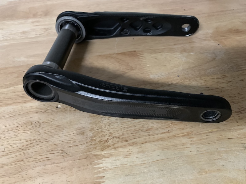 removing race face aeffect cranks