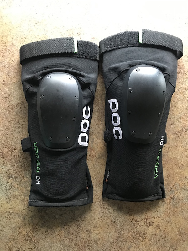 poc dh knee pads