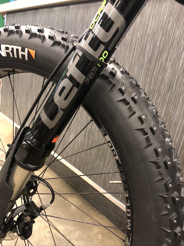 maestro front mudguard price