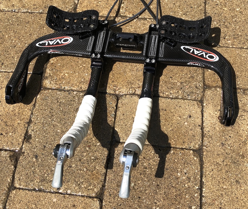 Oval Concepts TT / Triathlon Aerobars - Full Carbon For Sale