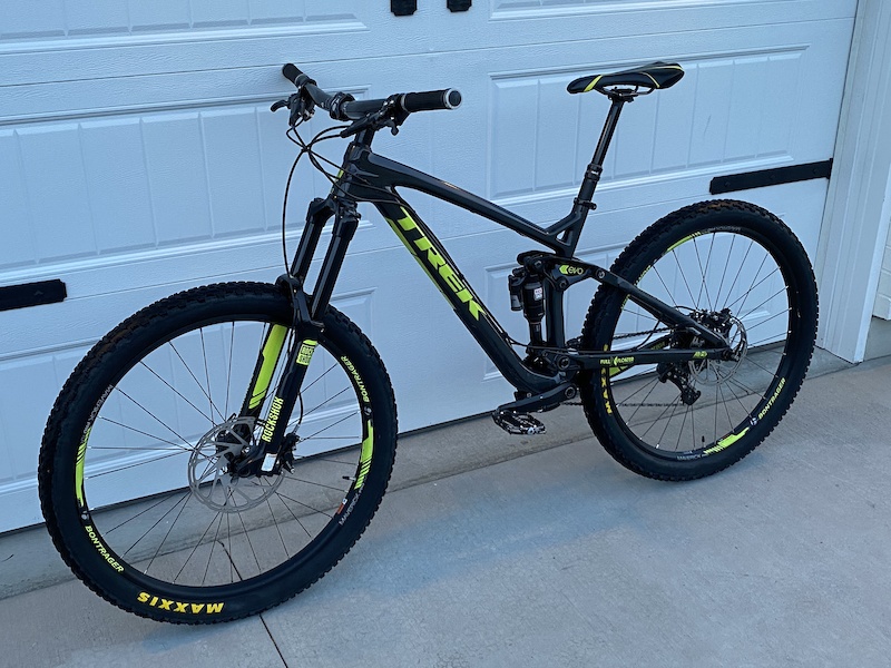 2015 Trek Slash 9.8 27.5” Carbon 17.5” Medium For Sale