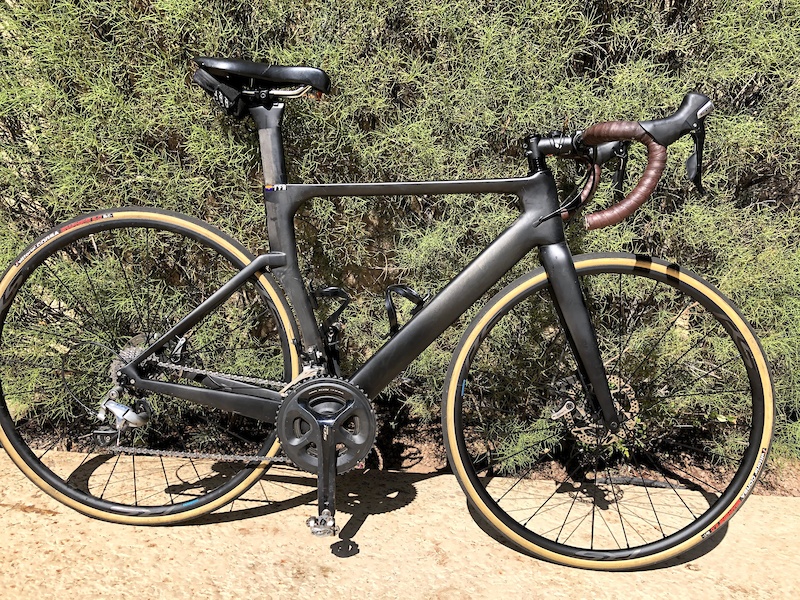 used carbon fiber road bike