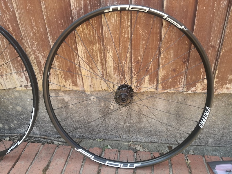 stan's flow ex3 29 wheelset