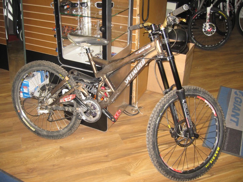 2006 specialized demo 8