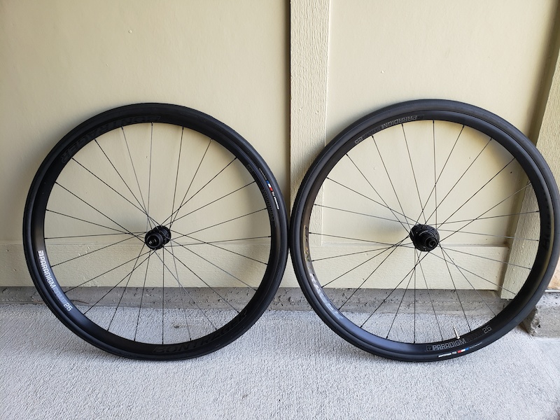 2021 Bontrager Paradigm Comp 25 TLR Disc Road Wheelset For Sale