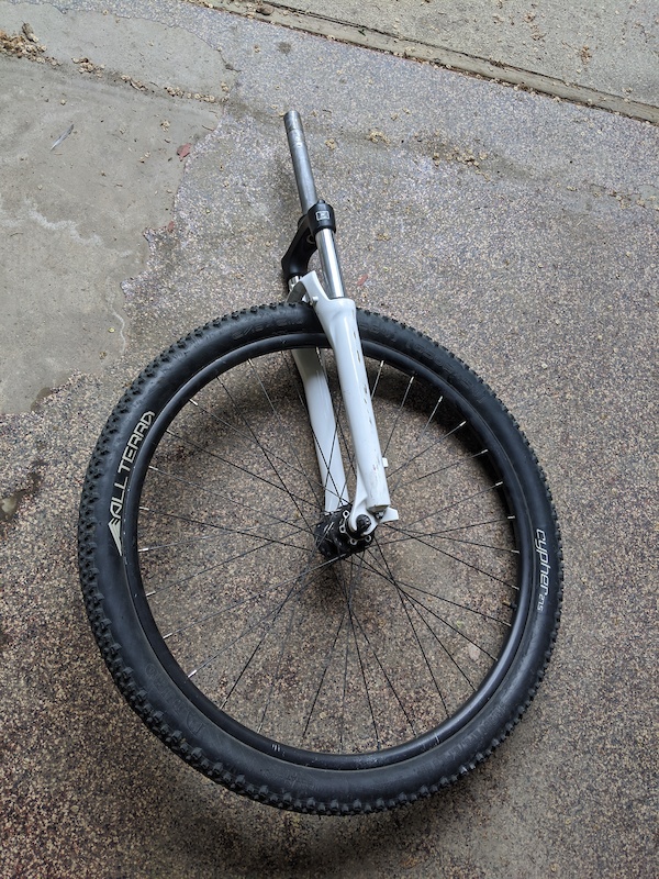 27.5 wheel on 29er fork