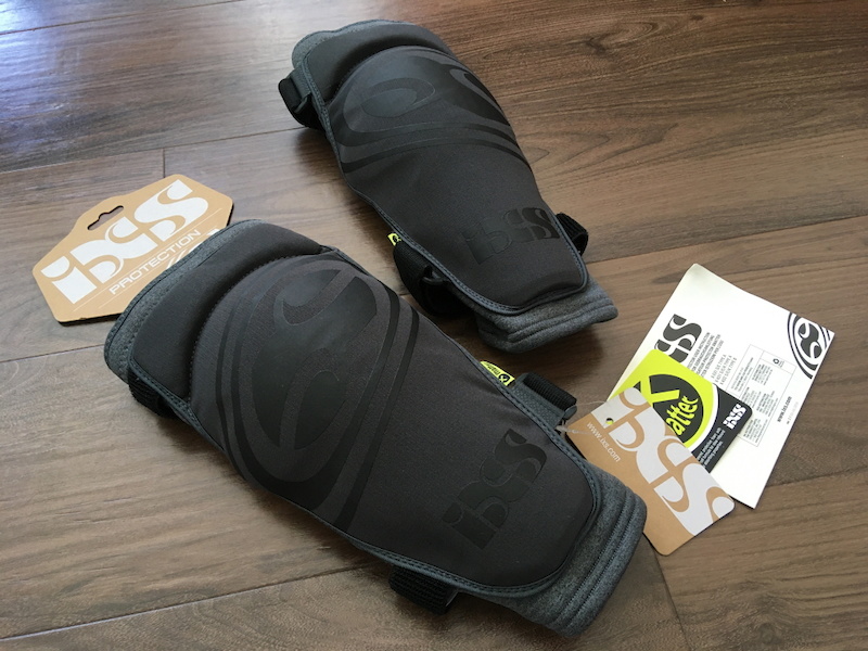 IXS Carve Evo+ Knee Pads For Sale