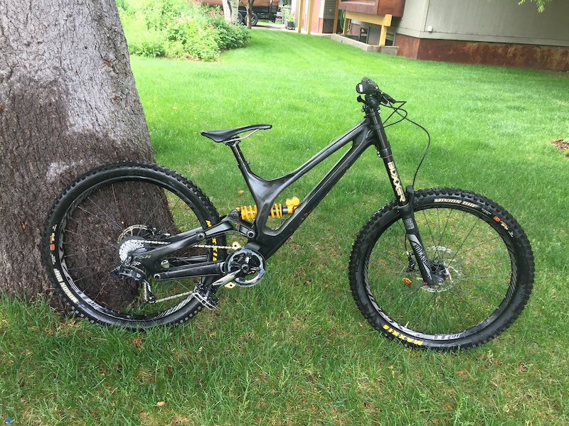 2016 specialized demo 8 carbon