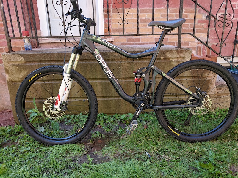 opus case bike