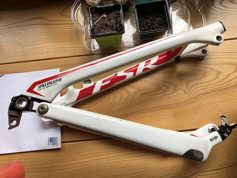 2011 Fox-Specialized Future shock Brain 187mm x 47mm For Sale