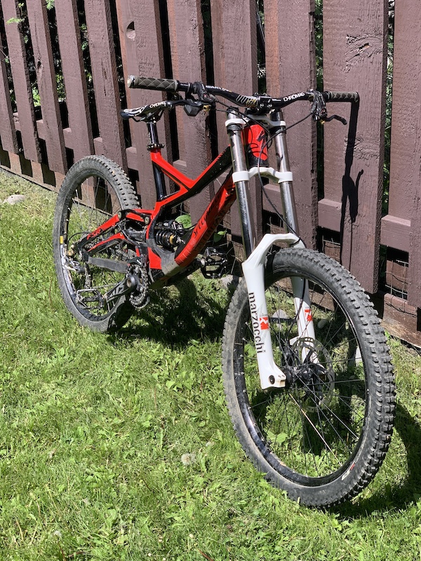 specialized demo 2012