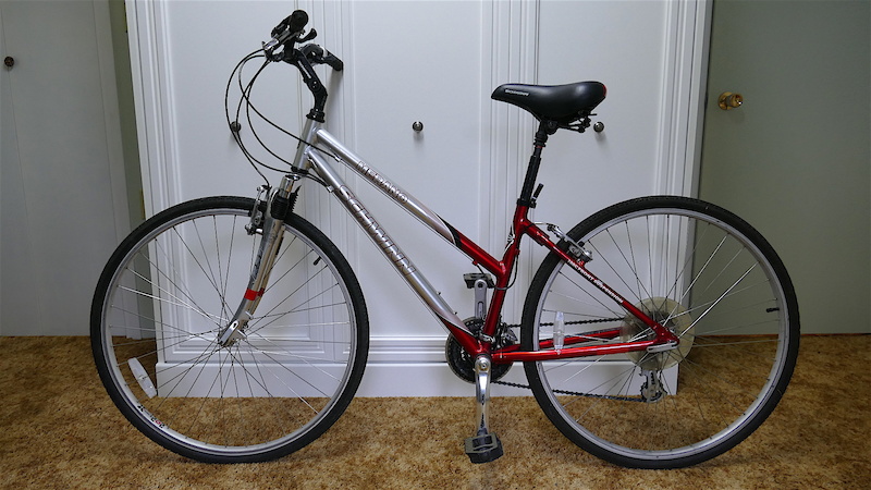 schwinn merano hybrid bike