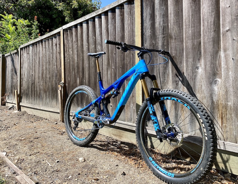 2018 pivot mach 5.5 specs