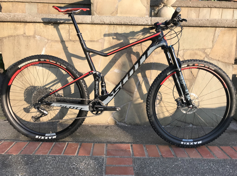 2018 scott spark 900