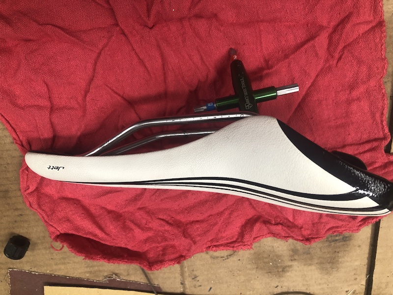 specialized jett 143 saddle