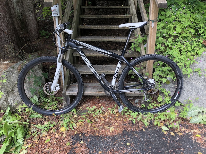 2011 specialized rockhopper comp 29 sale