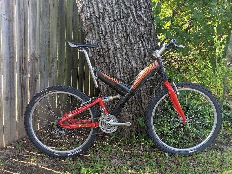 cannondale super v raven 2000