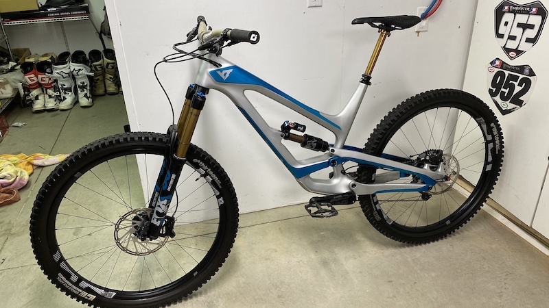 2019 yt capra pro