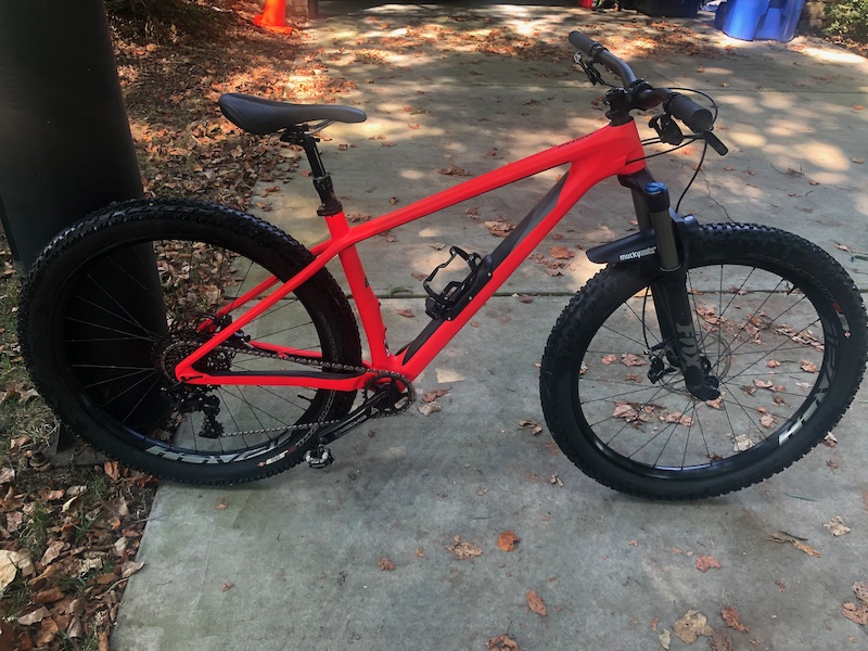 2017 Specialized Fuse Expert Carbon 6Fattie For Sale