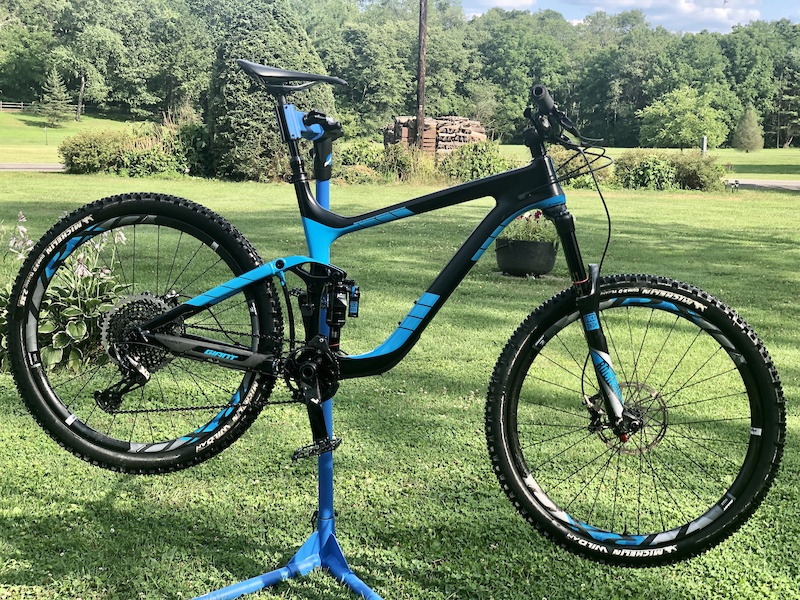 2017 giant reign advanced clearance 0