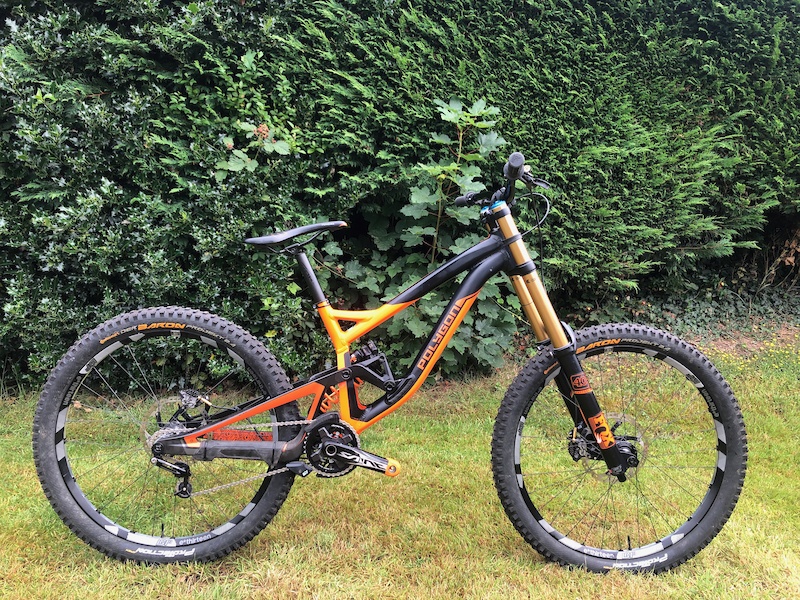 frame polygon collosus dh9