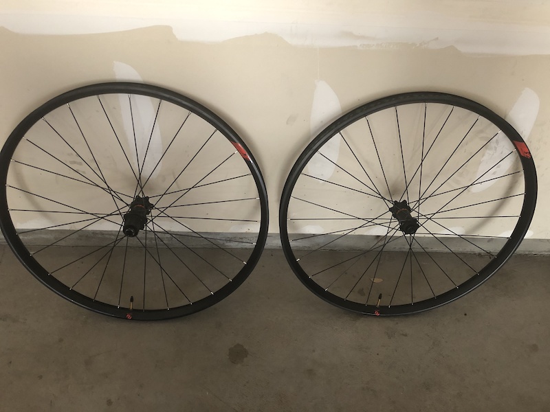 2019 Syncros Revelstoke Width 30mm *PRICE DROP For Sale