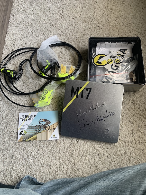 danny macaskill carbon rims