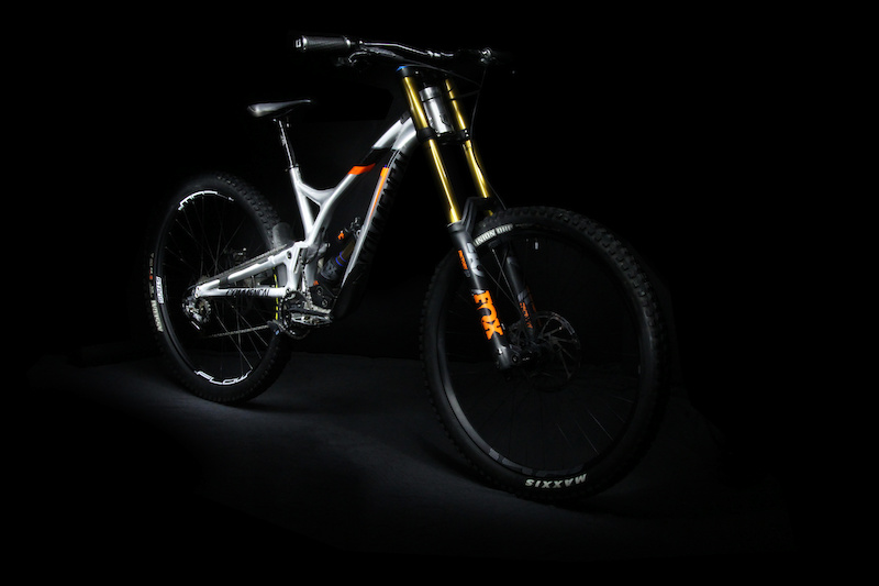 2018 commencal supreme dh