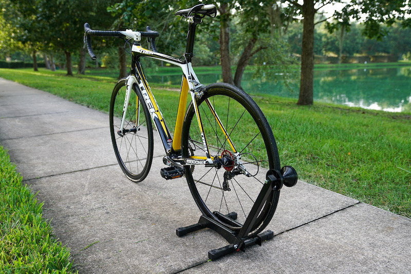 2010 Trek Madone 6.9 - PRO TEAM SIGNED 