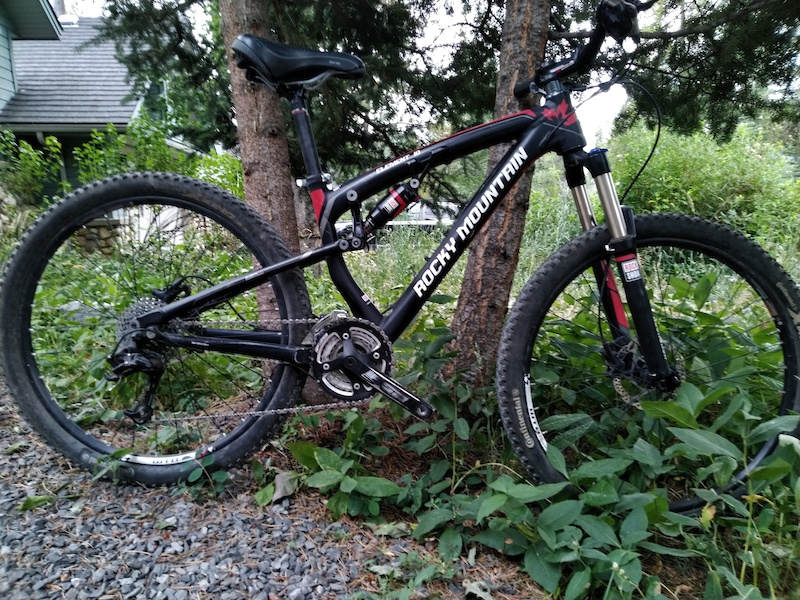 2013 Rocky Mountain Element 10 XS For Sale