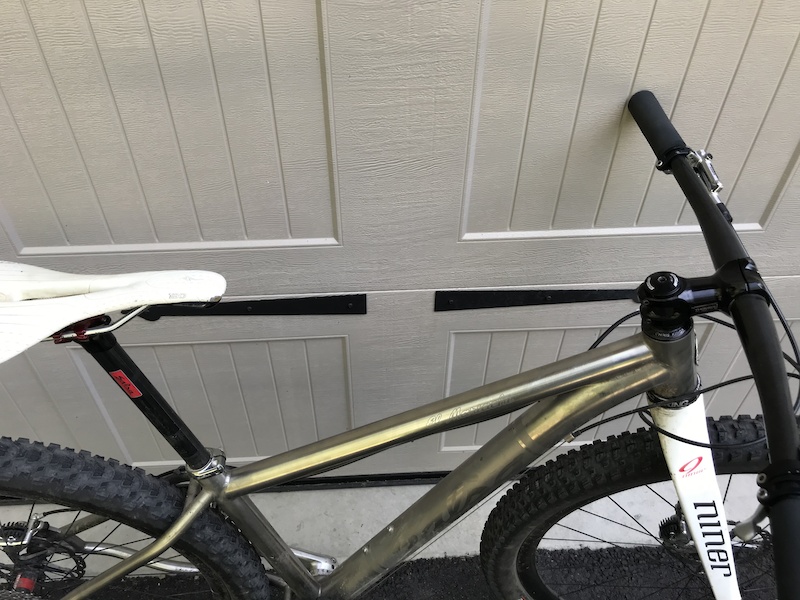 2011 salsa el mariachi