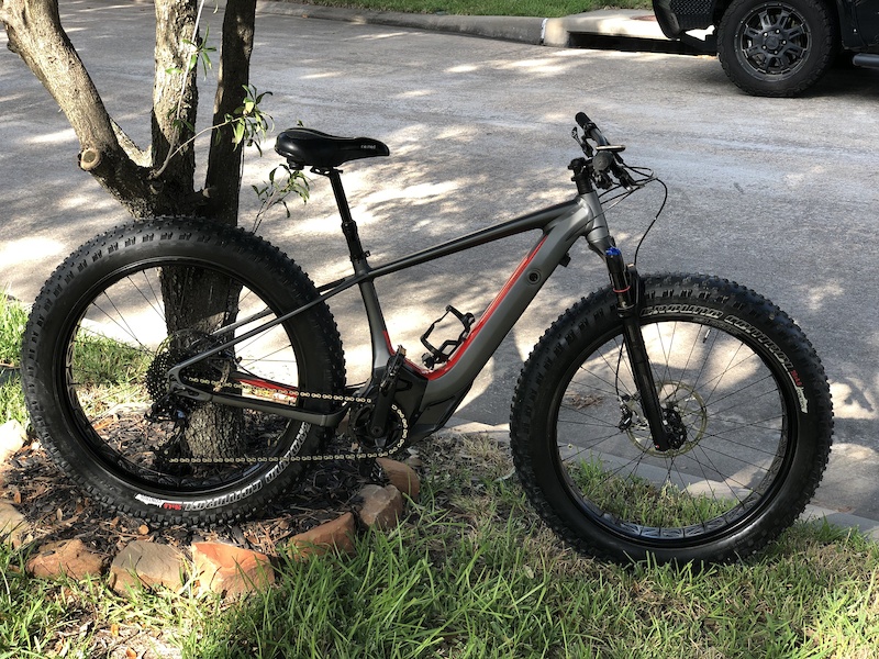 specialized turbo levo fat bike