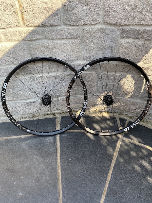 dt swiss fr 1950 classic 27.5 wheelset