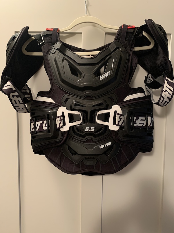 2019 Leatt 5.5 Pro HD Chest ProtectorBlackAdult For Sale