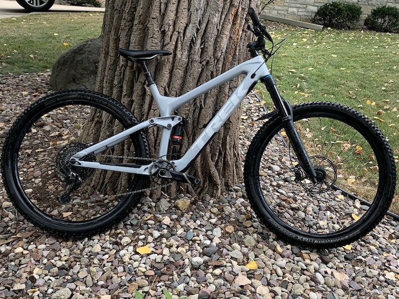 trek slash 9.7 2021