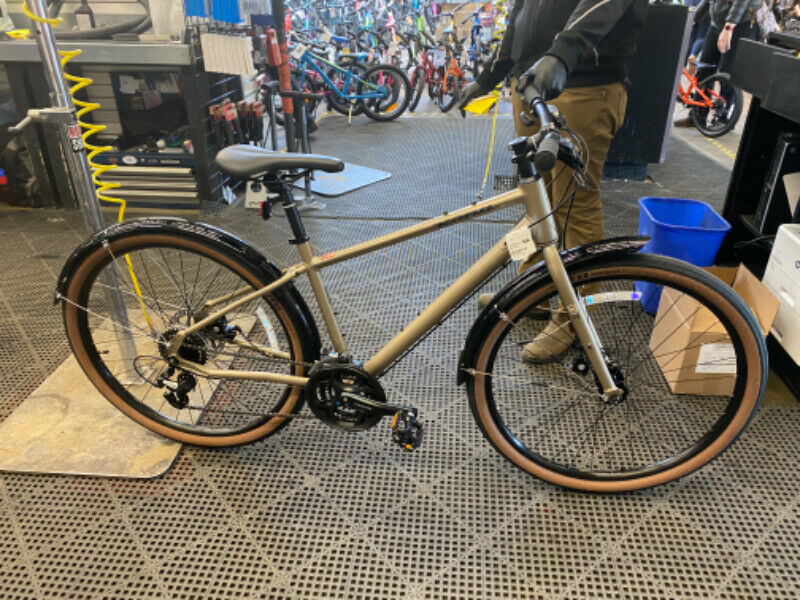 2020 Kona Dew Metal Fenders added like Dew Delux new For Sale