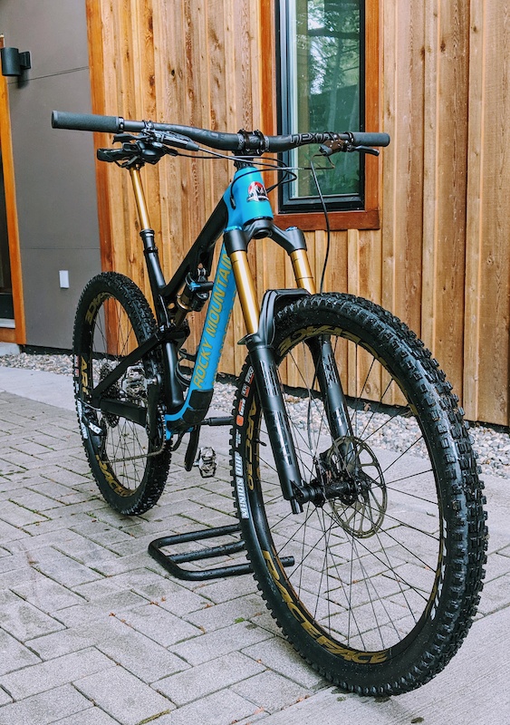 2020 Rocky Mountain Instinct C90 BC Ed. New front triangle For Sale