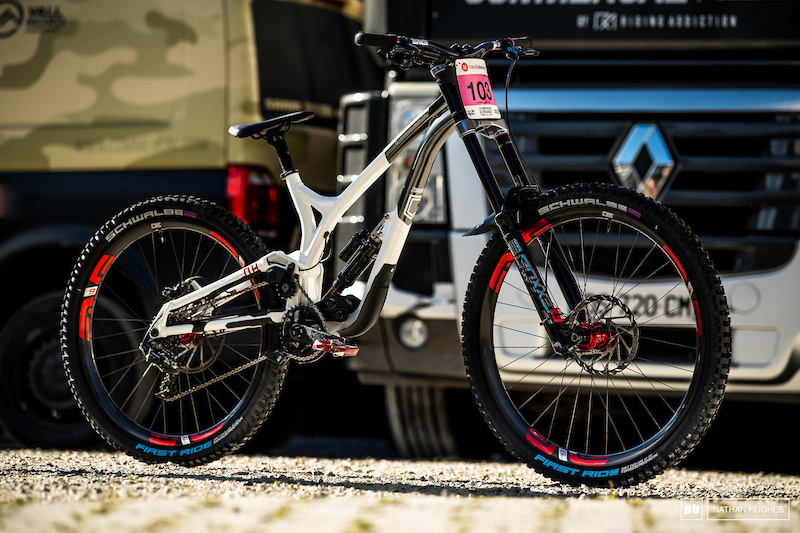 commencal bicycles