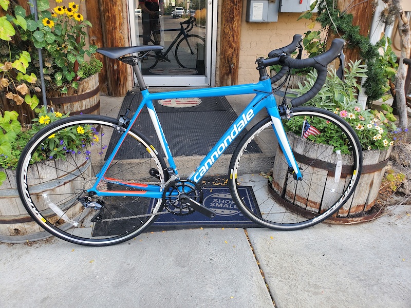 2019 Cannondale CAAD 12 Ultegra 52 cm For Sale