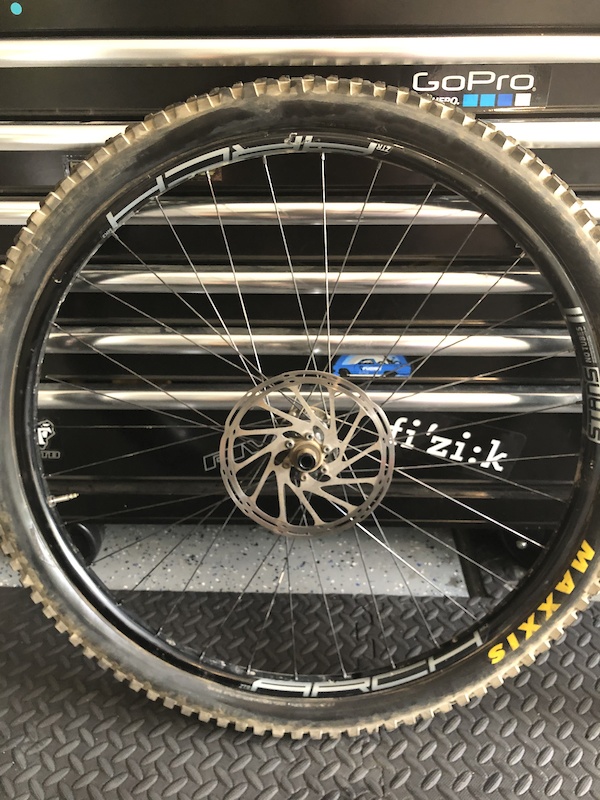 stans arch mk3 29 wheelset