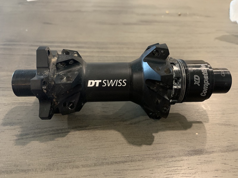 2019 DT Swiss Hub 370 with 3 Pawl 28H For Sale