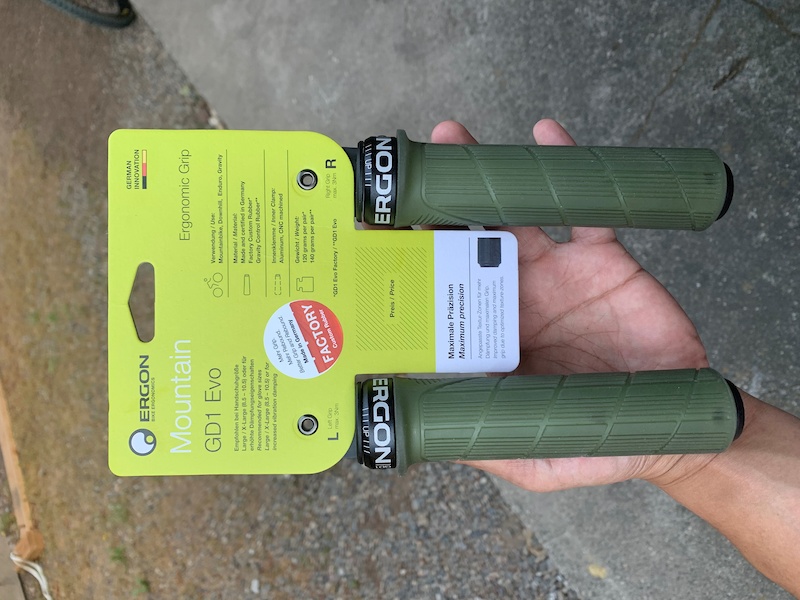 Manopole Tecniche Ergon GD1 Evo Slim Factory Green Moss Frozen   Oil Slick