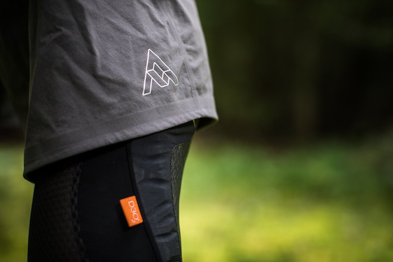 New Enduro and Gore-Tex Clothing From 7mesh - Across the Pond