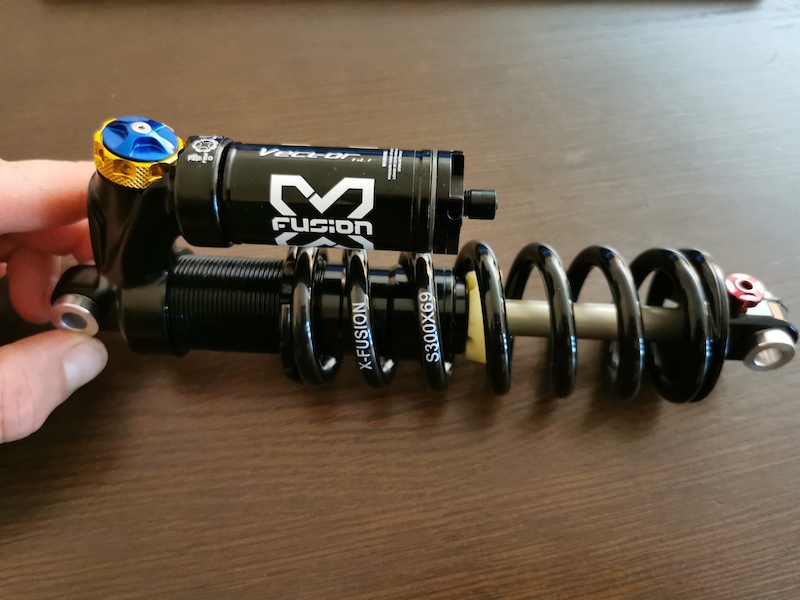 2020 Brand New X Fusion Vector HLR Coil DH shock 222x69 For Sale