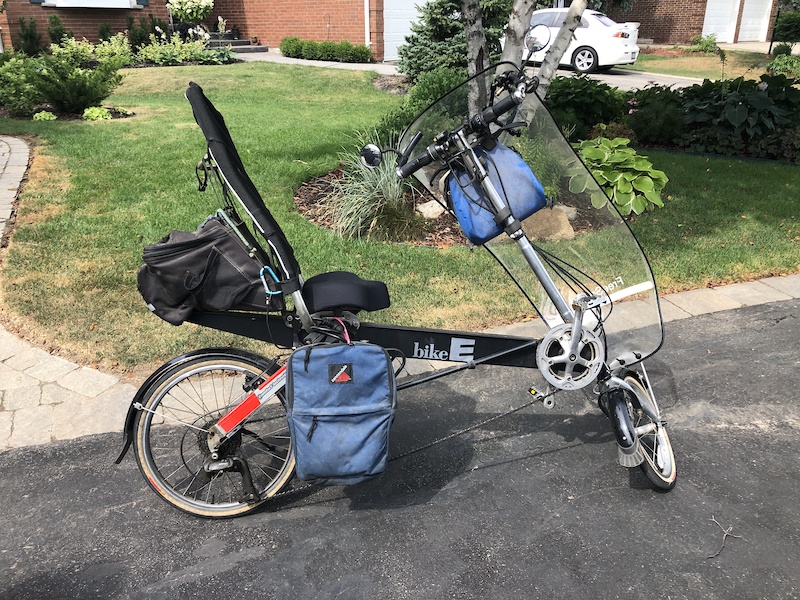 BikeE CT Recumbent Bike with loads accessories For Sale