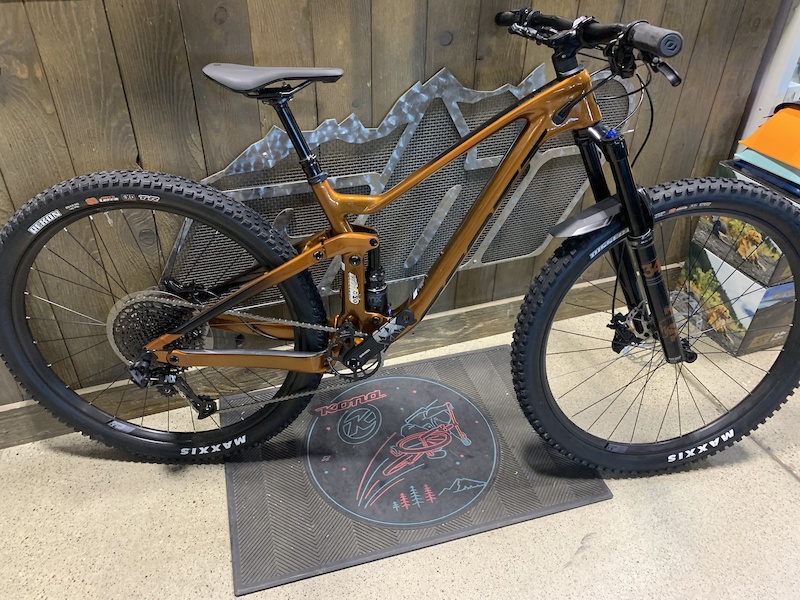 marin carbon fiber mountain bike