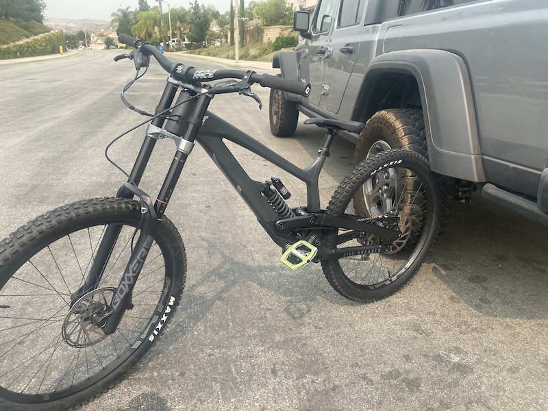 2020 Yt tues Downhill MTB For Sale